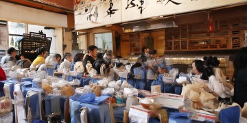 半熟恋人历历录唱了什么歌？